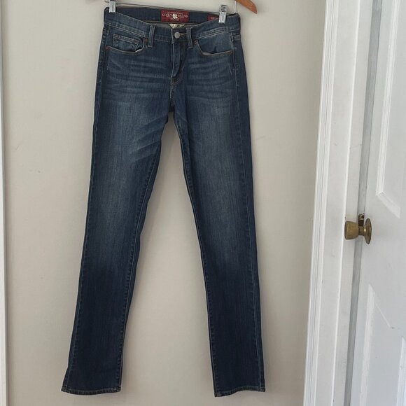 Lucky Brand Sophia Straight Size 2 Long Denim Distressed - Picture 2 of 11